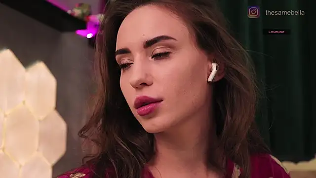 Snapshot of BabyYoda- chatting on 24, 3, 2026 BabyYoda- online show from 24, 3, 2026