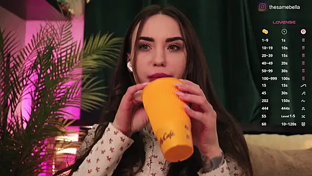 Snapshot of BabyYoda- chatting on 21, 4, 2026 BabyYoda- online show from 21, 4, 2026