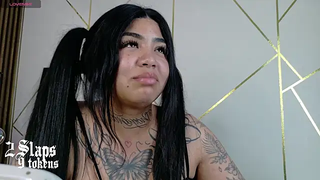 Snapshot of foxxy-lov3 chatting on 16, 4, 2026 foxxy-lov3 online show from 16, 4, 2026