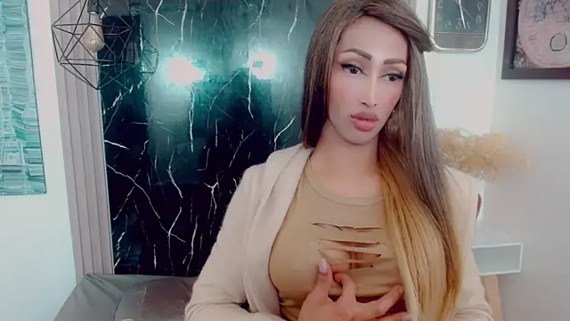 Snapshot of hilary_rodriguez chatting on 9, 6, 2026 hilary rodriguez online show from 9, 6, 2026