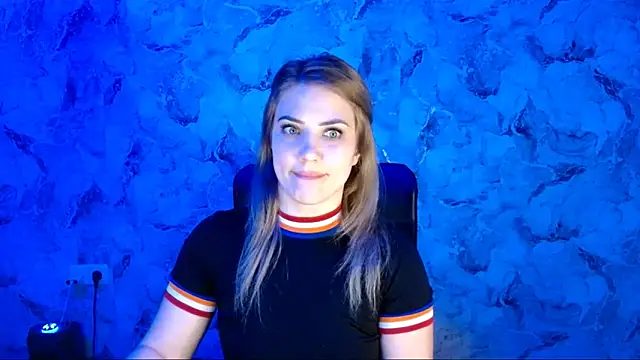 Snapshot of nika_gold1 chatting on 14, 4, 2026 nika gold1 online show from 14, 4, 2026