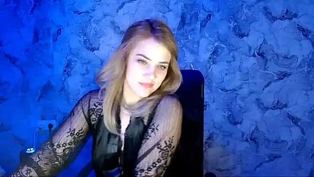 Snapshot of nika_gold1 chatting on 15, 4, 2026 nika gold1 online show from 15, 4, 2026