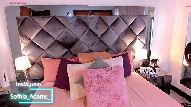 sofhiaa adaams online show from 1, 2, 2025