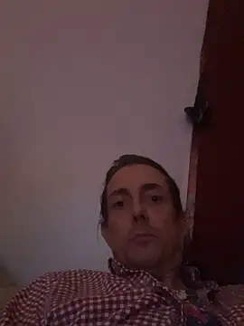 Snapshot of lookin4excitement23 chatting on 24, 4, 2026 lookin4excitement23 online show from 24, 4, 2026