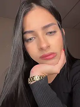 Snapshot of violetta-brown1 chatting on 9, 3, 2026 violetta-brown1 online show from 9, 3, 2026