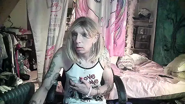 Ombeline1 online show from 17, 2, 2025