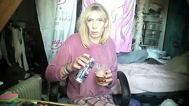 Ombeline1 online show from 18, 2, 2025