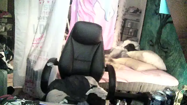 Ombeline1 online show from 25, 2, 2025