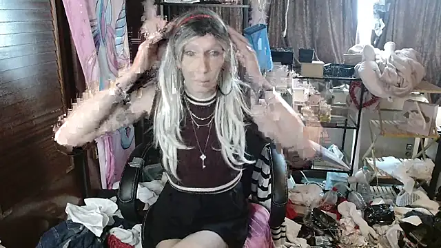 Ombeline1 online show from 3, 10, 2025