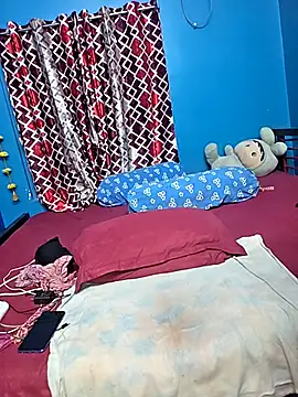 Snapshot of Triha_18 chatting on 8, 2, 2026 Triha 18 online show from 8, 2, 2026