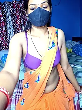 Snapshot of Triha_18 chatting on 25, 4, 2026 Triha 18 online show from 25, 4, 2026