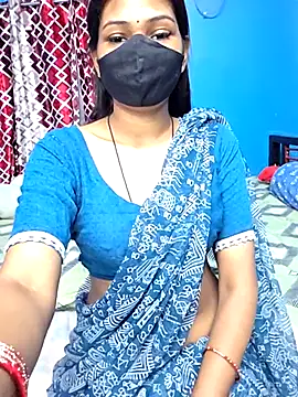 Snapshot of Triha_18 chatting on 28, 4, 2026 Triha 18 online show from 28, 4, 2026