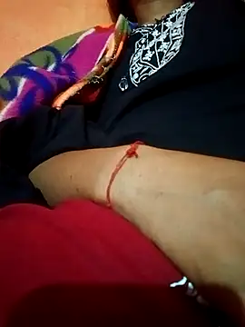 Snapshot of Mangla_Bhabhi chatting on 7, 10, 2025 Mangla Bhabhi online show from 7, 10, 2025