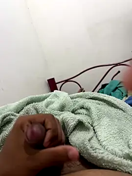 Snapshot of marcello2310 chatting on 3, 11, 2025 marcello2310 online show from 3, 11, 2025