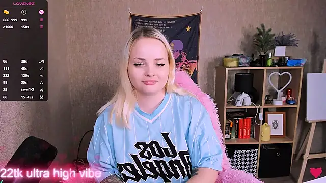 Snapshot of flower_sarah_ chatting on 9, 2, 2025 flower sarah online show from 9, 2, 2025