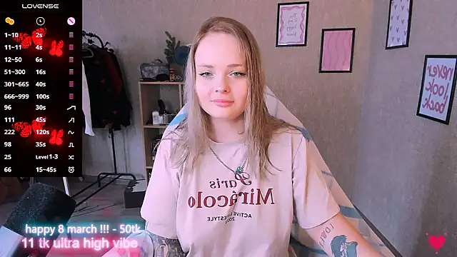 Snapshot of flower_sarah_ chatting on 8, 3, 2025 flower sarah online show from 8, 3, 2025