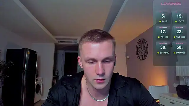 Snapshot of Samuel_Andrew chatting on 23, 12, 2025 Samuel Andrew online show from 23, 12, 2025