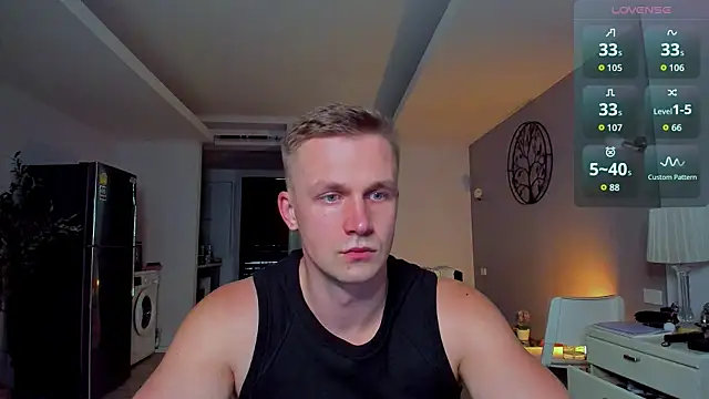 Snapshot of Samuel_Andrew chatting on 4, 4, 2026 Samuel Andrew online show from 4, 4, 2026