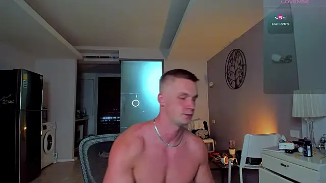 Snapshot of Samuel_Andrew chatting on 11, 4, 2026 Samuel Andrew online show from 11, 4, 2026