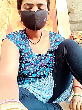 Snapshot of Mamta_Chaterjee chatting on 1, 4, 2026 Mamta Chaterjee online show from 1, 4, 2026