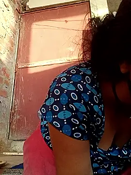 Snapshot of Mamta_Chaterjee chatting on 14, 4, 2026 Mamta Chaterjee online show from 14, 4, 2026