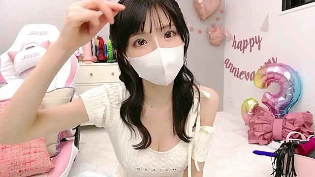 Snapshot of -minami- chatting on 19, 4, 2026 -minami- online show from 19, 4, 2026