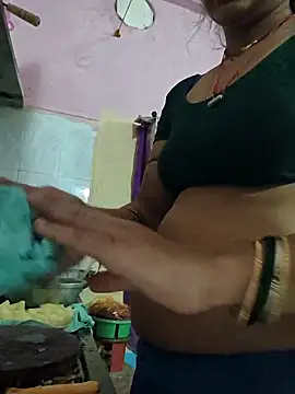 Snapshot of Hi_Radhika chatting on 28, 2, 2025 Hi Radhika online show from 28, 2, 2025