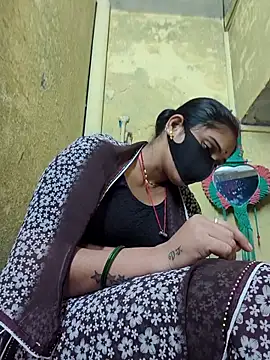 Snapshot of Hi_Radhika chatting on 6, 10, 2025 Hi Radhika online show from 6, 10, 2025