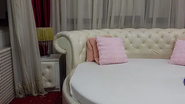 NinaCrystal1 online show from 20, 2, 2025