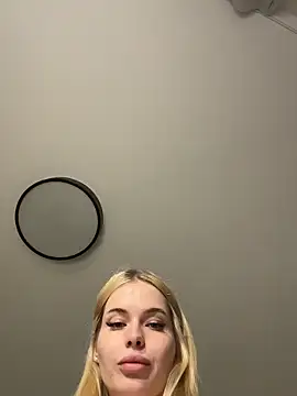 Snapshot of Vladamais chatting on 6, 2, 2026 Vladamais online show from 6, 2, 2026