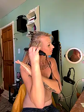 Snapshot of Cutetrans90 chatting on 20, 10, 2025 Cutetrans90 online show from 20, 10, 2025