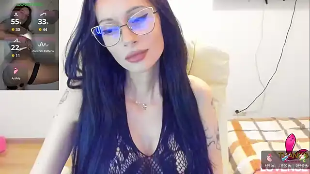 Snapshot of kissnicol32 chatting on 3, 5, 2026 kissnicol32 online show from 3, 5, 2026