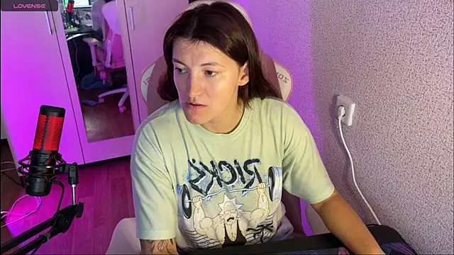 Katrin  kiss online show from 15, 9, 2025