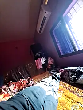 Snapshot of ind_hero chatting on 10, 10, 2025 ind hero online show from 10, 10, 2025