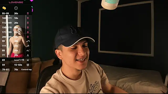 Snapshot of Brat_ chatting on 6, 12, 2024 Brat online show from 6, 12, 2024