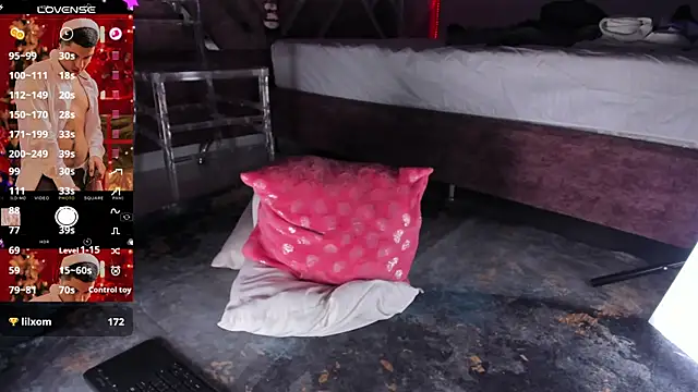 Snapshot of Brat_ chatting on 28, 12, 2024 Brat online show from 28, 12, 2024