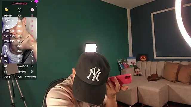 Snapshot of Brat_ chatting on 27, 1, 2025 Brat online show from 27, 1, 2025