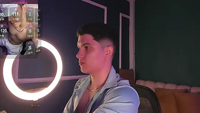 Snapshot of Brat_ chatting on 7, 3, 2025 Brat online show from 7, 3, 2025