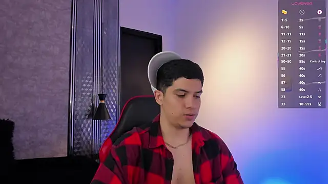 Snapshot of Brat_ chatting on 11, 11, 2025 Brat online show from 11, 11, 2025