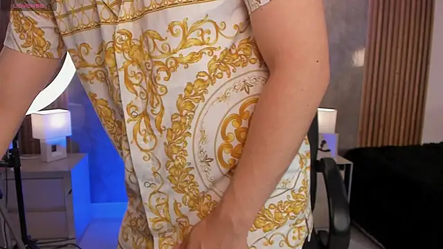 Snapshot of Brat_ chatting on 16, 11, 2025 Brat online show from 16, 11, 2025