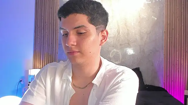 Snapshot of Brat_ chatting on 25, 11, 2025 Brat online show from 25, 11, 2025