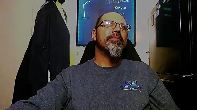 KrazyLegz online show from 18, 12, 2024