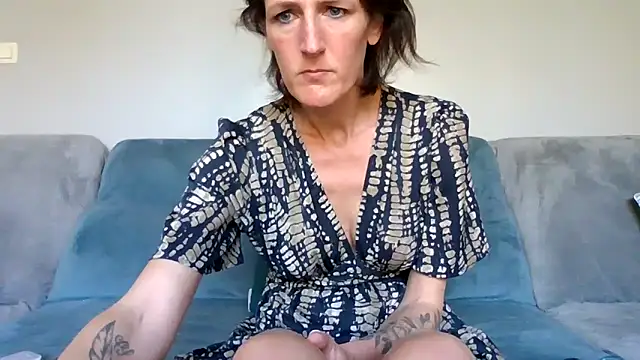 couplesensuel20 online show from 4, 4, 2026