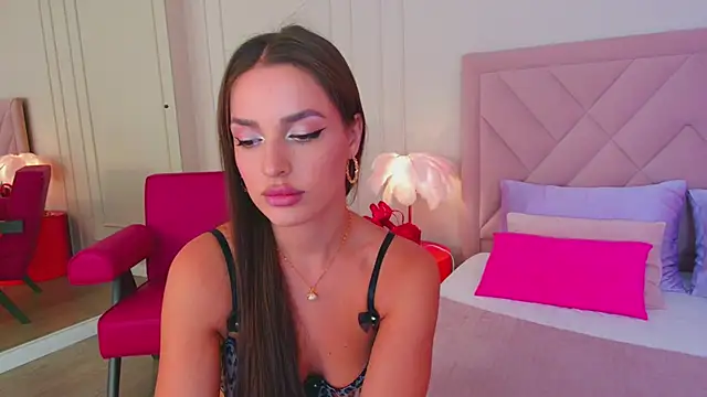 BellaHalles online show from 10, 2, 2025