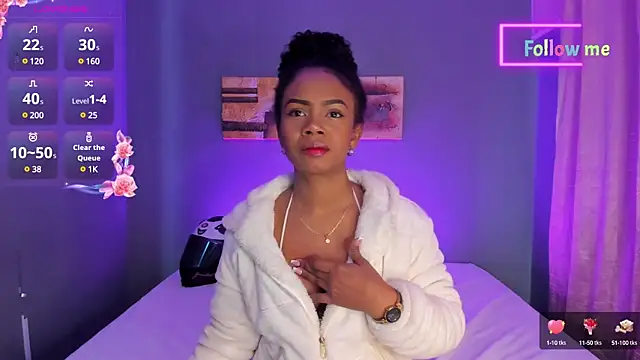 EmmaSmith06 online show from 19, 12, 2024