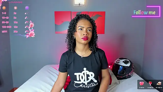 EmmaSmith06 online show from 13, 1, 2025