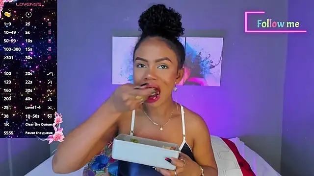 EmmaSmith06 online show from 19, 3, 2025