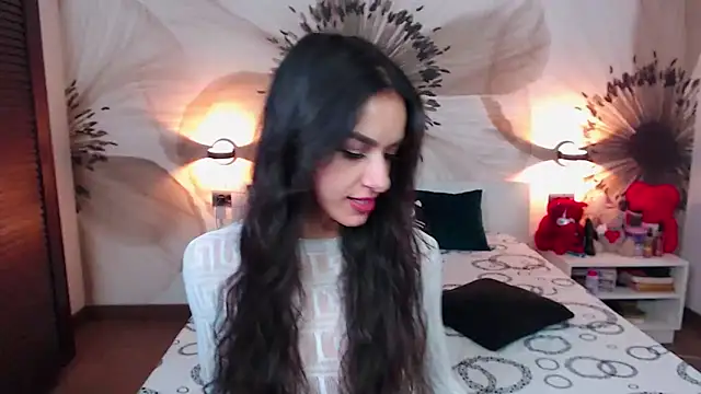 KatherineBisou online show from 19, 12, 2025