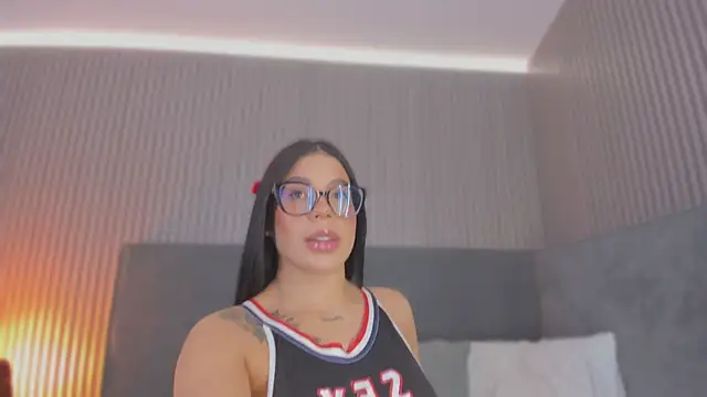 Snapshot of emelie_89 chatting on 25, 2, 2026 emelie 89 online show from 25, 2, 2026