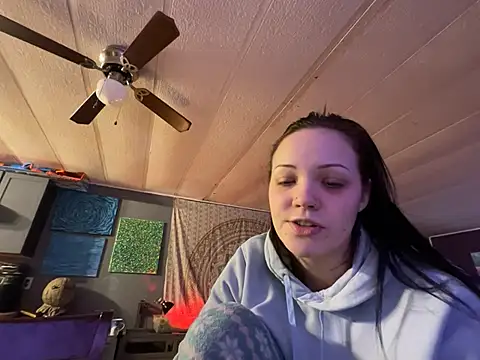 Snapshot of skinwalkingzombie chatting on 10, 2, 2025 skinwalkingzombie online show from 10, 2, 2025